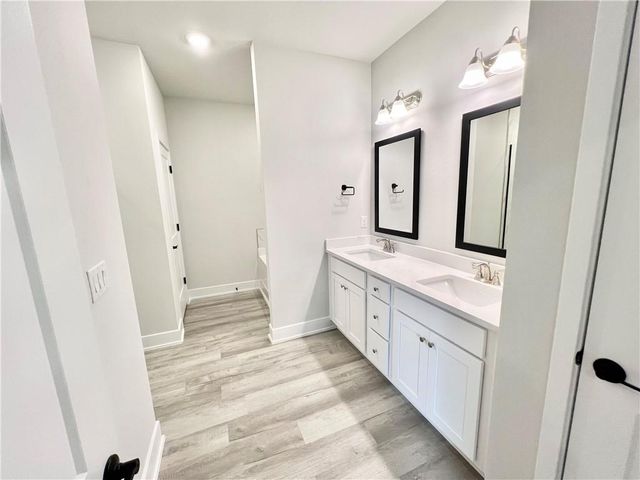 4031 Leighton Place Drive, Mobile, AL 36693