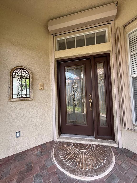 Image 17 of property listing at 132 AMORA AVENUE, Venice, FL 34285