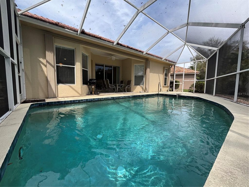 Image 31 of property listing at 132 AMORA AVENUE, Venice, FL 34285