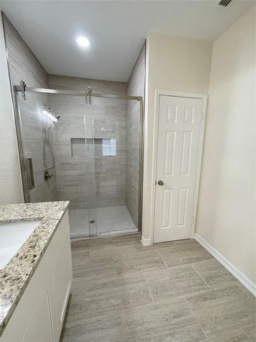 640 Wilcrest Drive 640, Houston, TX 77042