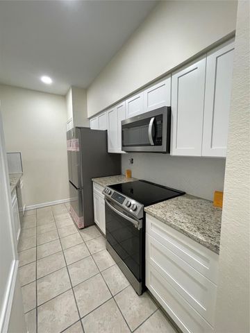 640 Wilcrest Drive 640, Houston, TX 77042