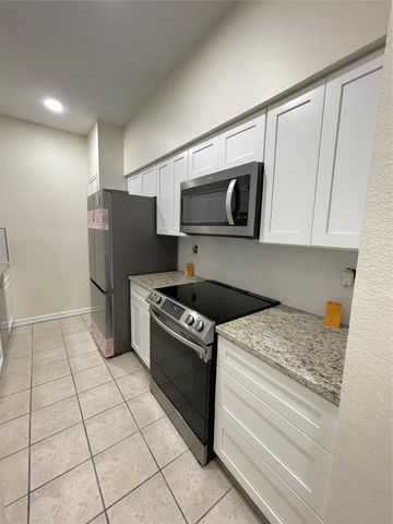 640 Wilcrest Drive 640, Houston, TX 77042