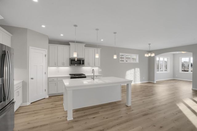 8191 Haywood Drive, Lino Lakes, MN 55014