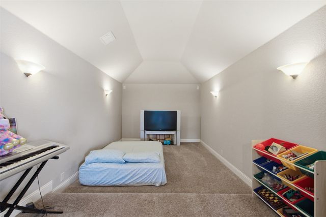 2304 Lynbridge Circle, Plano, TX 75025