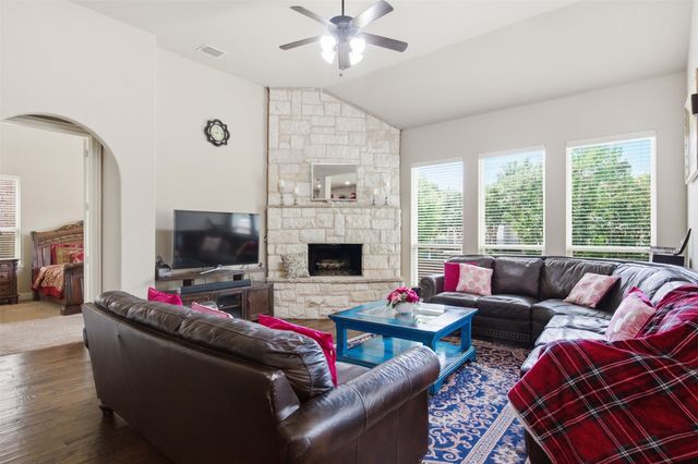 2304 Lynbridge Circle, Plano, TX 75025