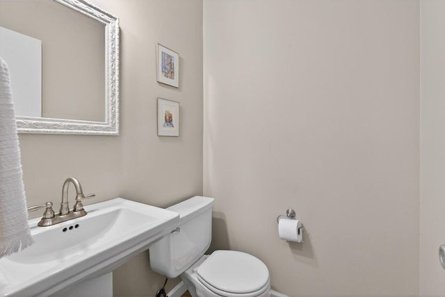 1700 Brook Park Drive, Lexington, KY 40515