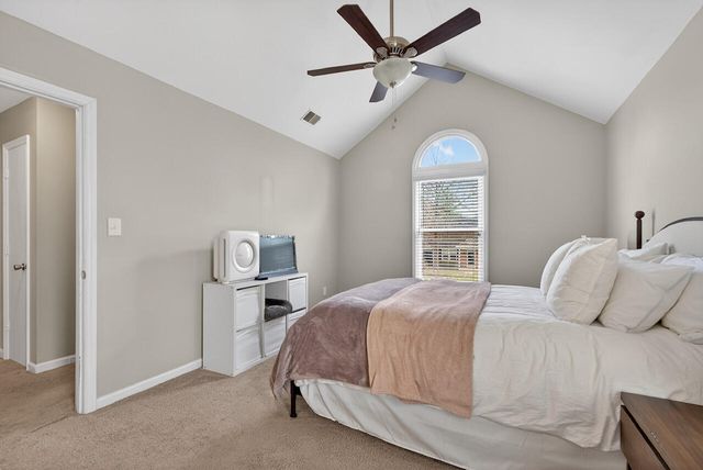 1700 Brook Park Drive, Lexington, KY 40515