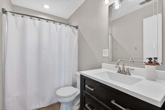 1700 Brook Park Drive, Lexington, KY 40515