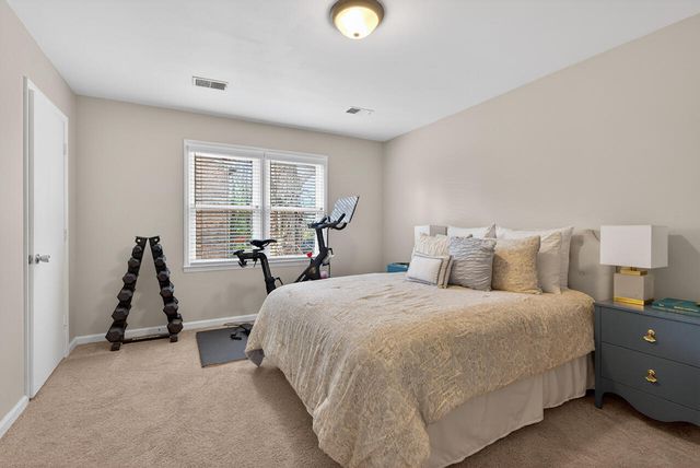 1700 Brook Park Drive, Lexington, KY 40515