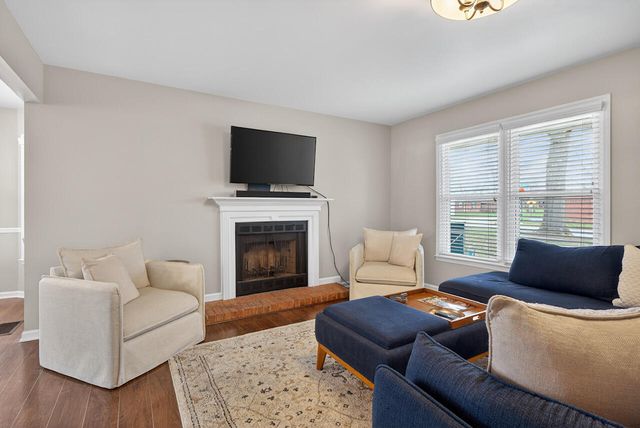 1700 Brook Park Drive, Lexington, KY 40515