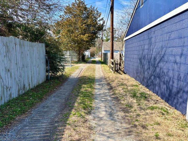 3813 High ST, Portsmouth, VA 23707