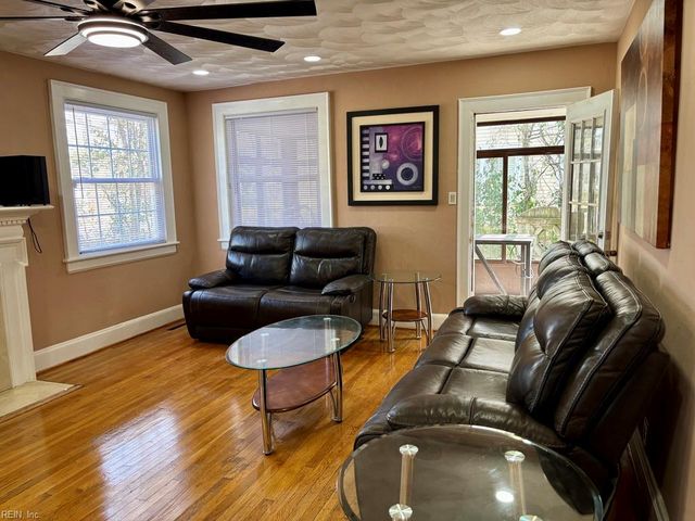 3813 High ST, Portsmouth, VA 23707