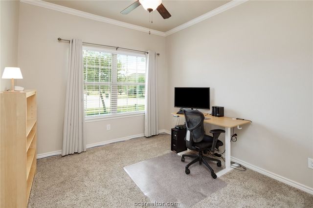 1629 Buena Vista, College Station, TX 77845