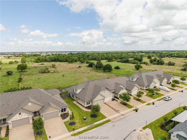 1629 Buena Vista, College Station, TX 77845