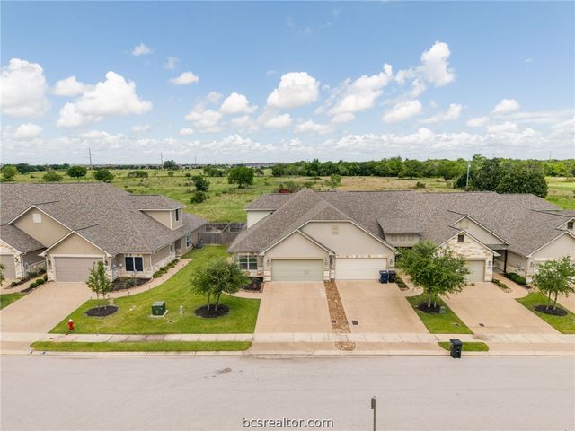 1629 Buena Vista, College Station, TX 77845