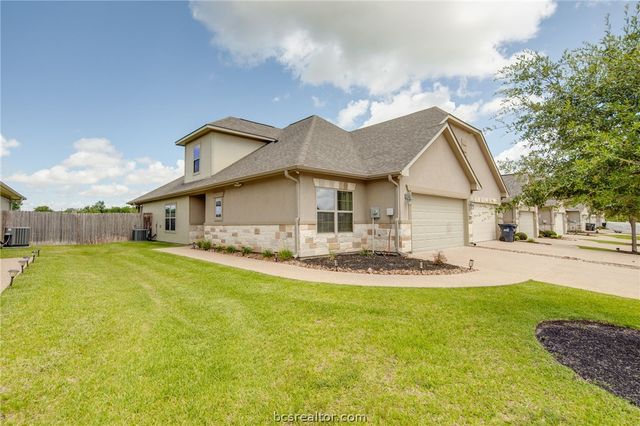 1629 Buena Vista, College Station, TX 77845