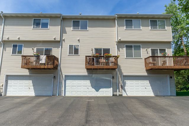 110 Terra Firma Lane, Volo, IL 60020