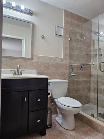 8005 SW 107th Ave 305, Miami, FL 33173