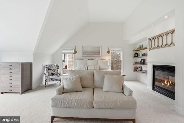 10172 YORKTOWN WAY, Great Falls, VA 22066