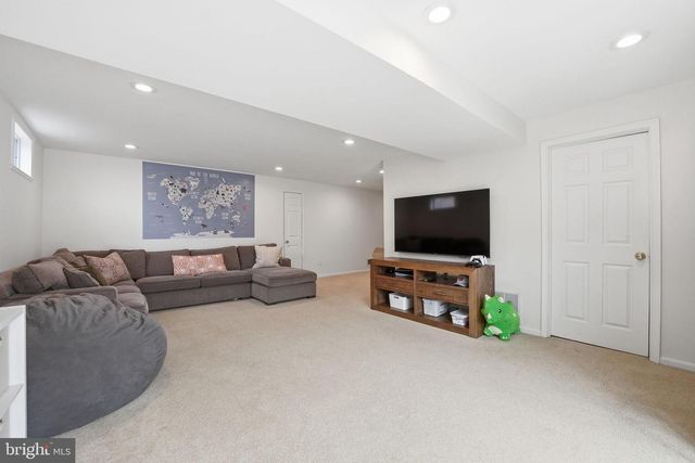 10172 YORKTOWN WAY, Great Falls, VA 22066