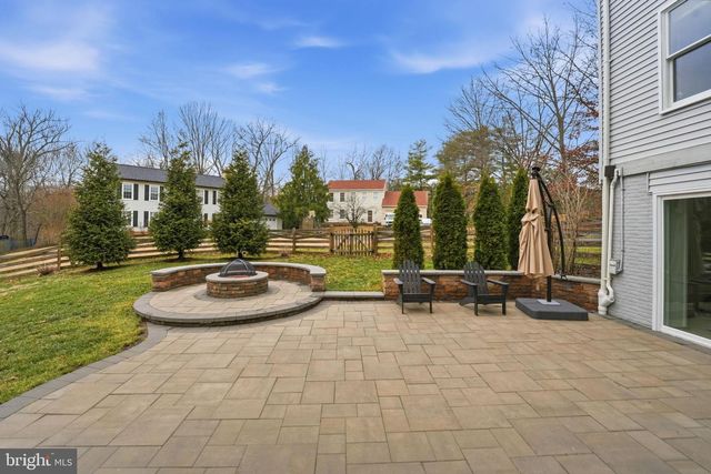 10172 YORKTOWN WAY, Great Falls, VA 22066