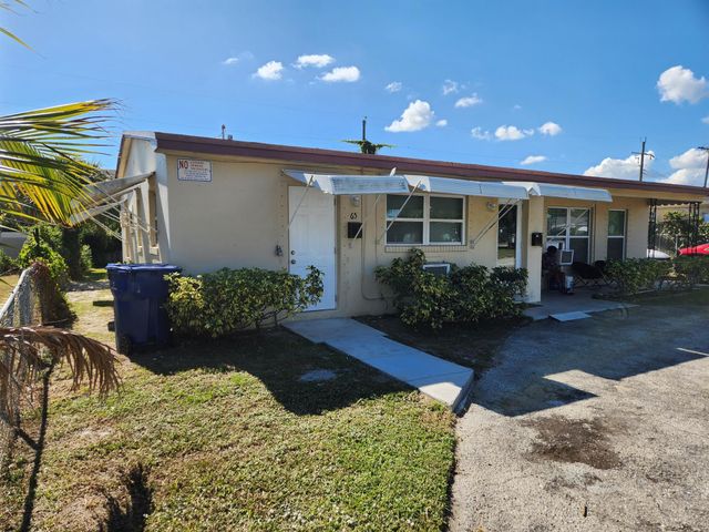 65 34th Street A, Riviera Beach, FL 33404