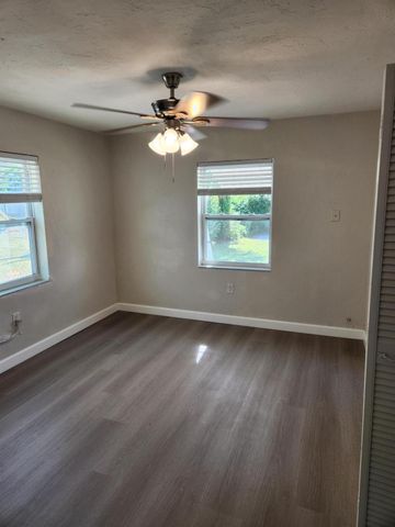 65 34th Street A, Riviera Beach, FL 33404