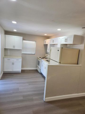 65 34th Street A, Riviera Beach, FL 33404