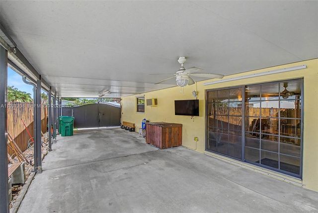 7916 SW 140th Ave, Miami, FL 33183