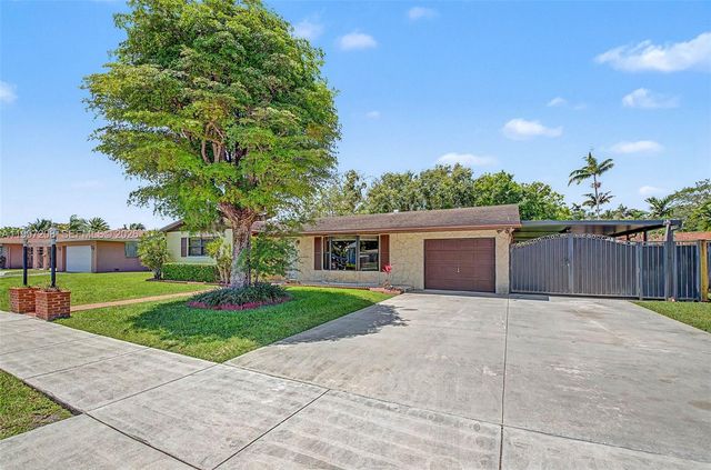 7916 SW 140th Ave, Miami, FL 33183