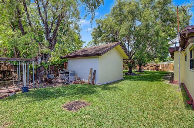 7916 SW 140th Ave, Miami, FL 33183