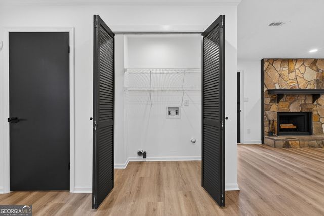 7281 Fernwood Drive, Riverdale, GA 30296