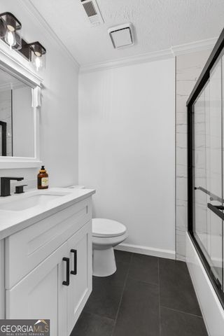 7281 Fernwood Drive, Riverdale, GA 30296