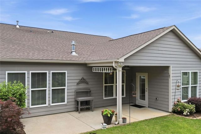 227 Windsor Park Drive, Woodstock, GA 30188