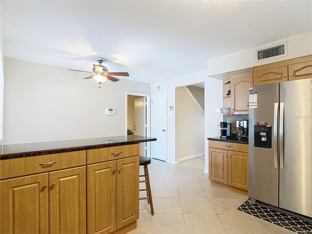 3114 W PARIS STREET, Tampa, FL 33614