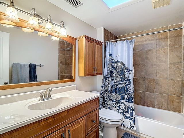 3114 W PARIS STREET, Tampa, FL 33614