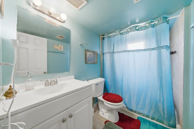 17107 Evans Drive, South Holland, IL 60473