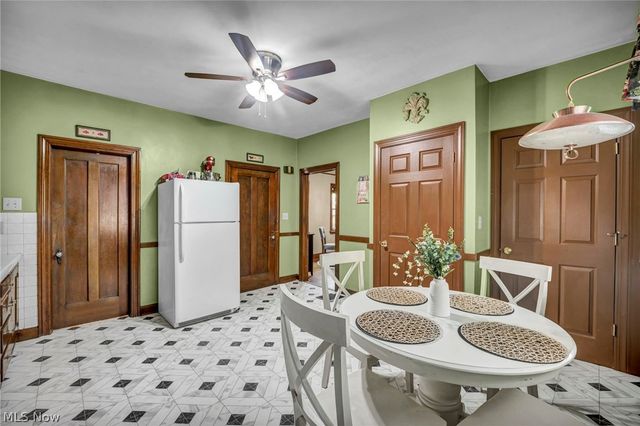 852 Starkweather, Cleveland, OH 44113