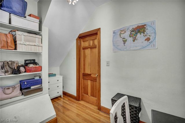 852 Starkweather, Cleveland, OH 44113