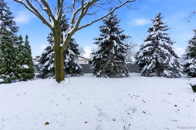 68 Pine Grove Drive, Frankenmuth, MI 48734