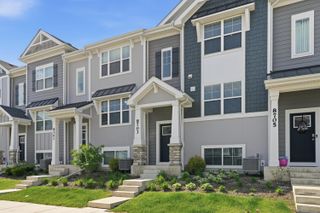 8703 Orchid Drive, St. John, IN 46373