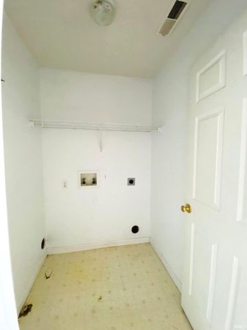 615 W Ninth Street, Grandview, IN 47615