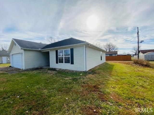 615 W Ninth Street, Grandview, IN 47615