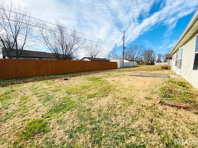 615 W Ninth Street, Grandview, IN 47615