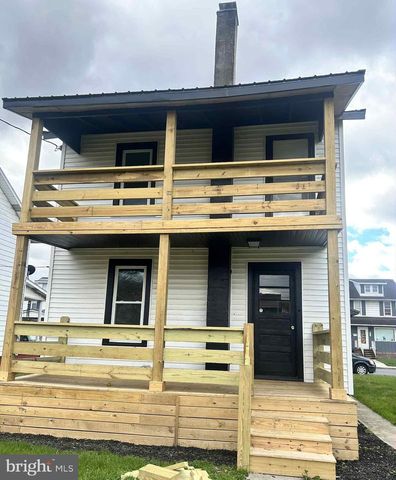 723 S WAYNE ST, Lewistown, PA 17044