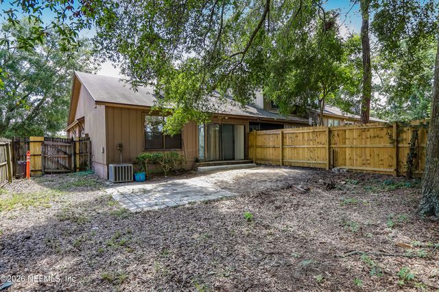 3476 RAYMUR VILLA Drive, Jacksonville, FL 32277