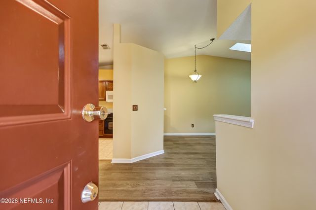 3476 RAYMUR VILLA Drive, Jacksonville, FL 32277