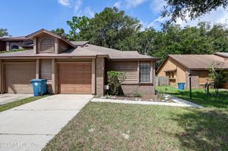 3476 RAYMUR VILLA Drive, Jacksonville, FL 32277