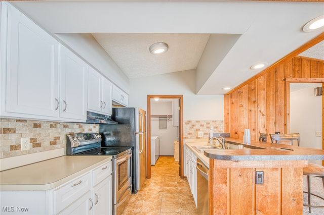 6218 Center Street, Mentor, OH 44060