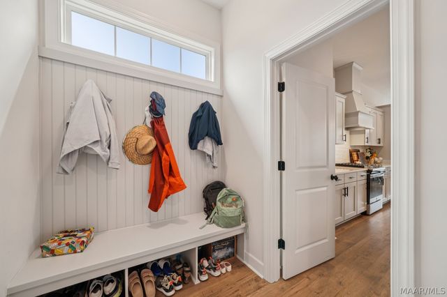 9355 Crescent Lodge Circle, Pike Road, AL 36064